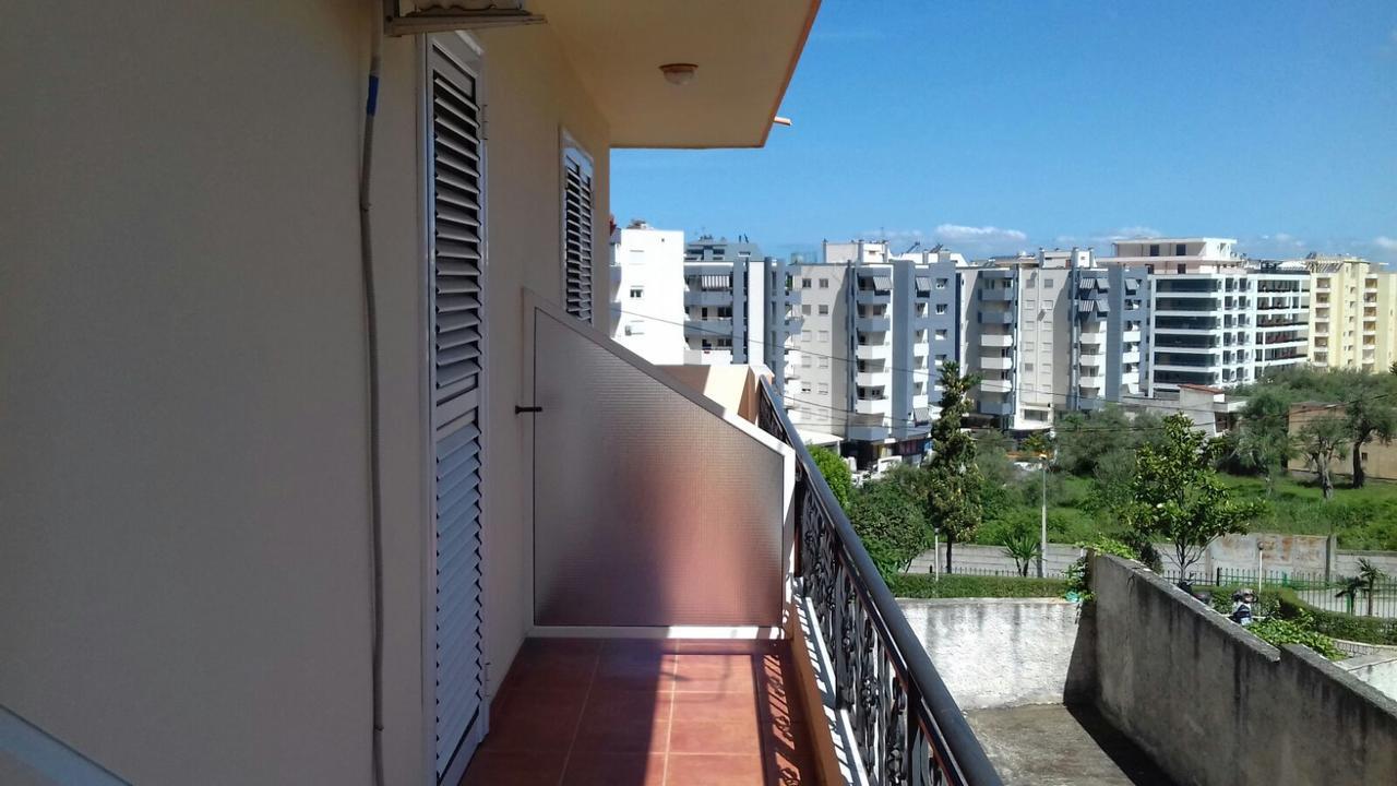 Vila Kristal Vlora 外观 照片